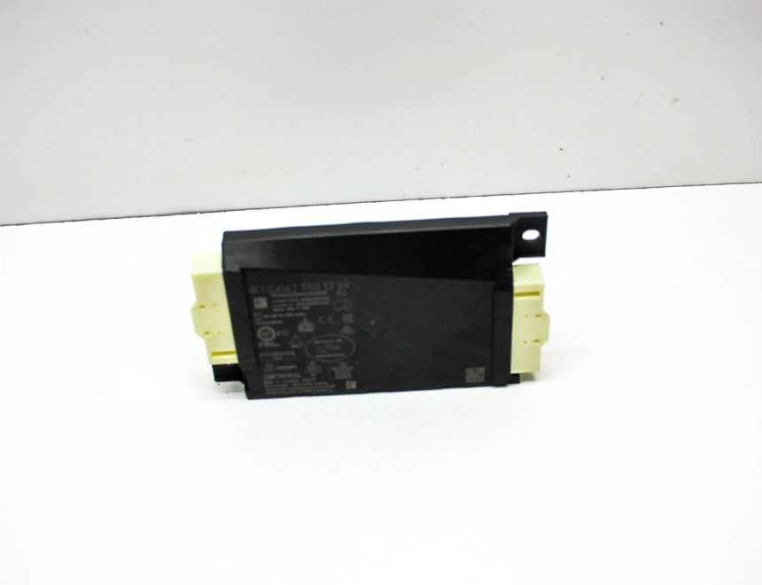 MERCEDES-BENZ A-Class W177 (2018-2024) Centrālās Atslēgas Vadības Bloks A1679001320 31319017