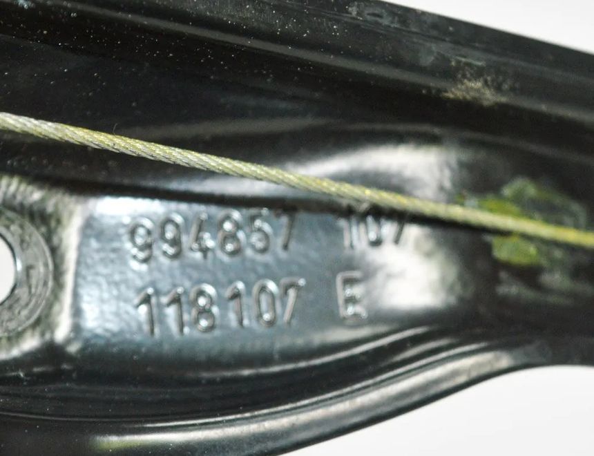 VOLKSWAGEN Golf 5 generation (2003-2009) Rear left door window lifter 994857107 3319808