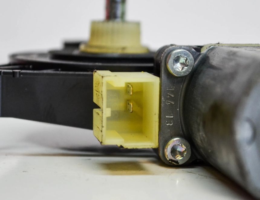 VOLKSWAGEN Golf 7 generation (2012-2024) Front Left Door Window Regulator Motor 5Q0959801B 3587432