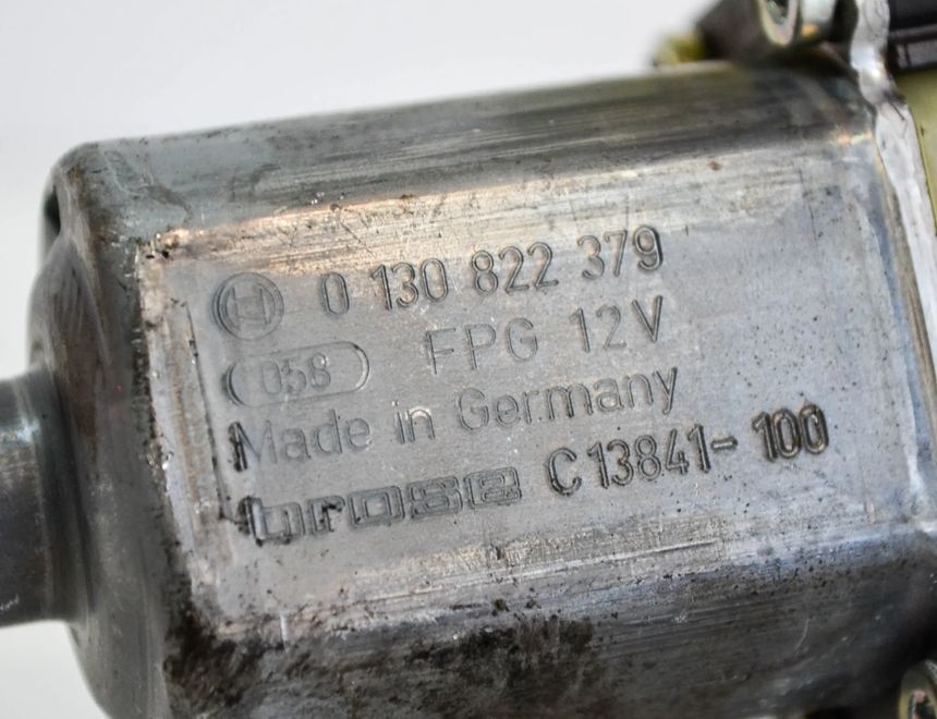 VOLKSWAGEN Golf 7 generation (2012-2024) Front Left Door Window Regulator Motor 5Q0959801B 3587432