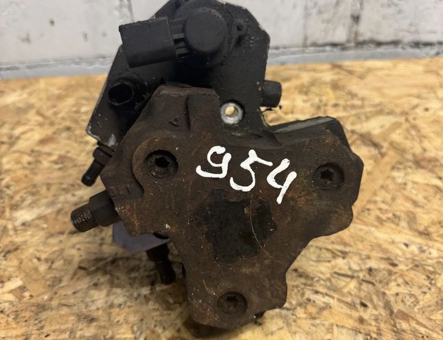 MERCEDES-BENZ E-Class W211/S211 (2002-2009) High Pressure Fuel Pump A6420700201 31646145