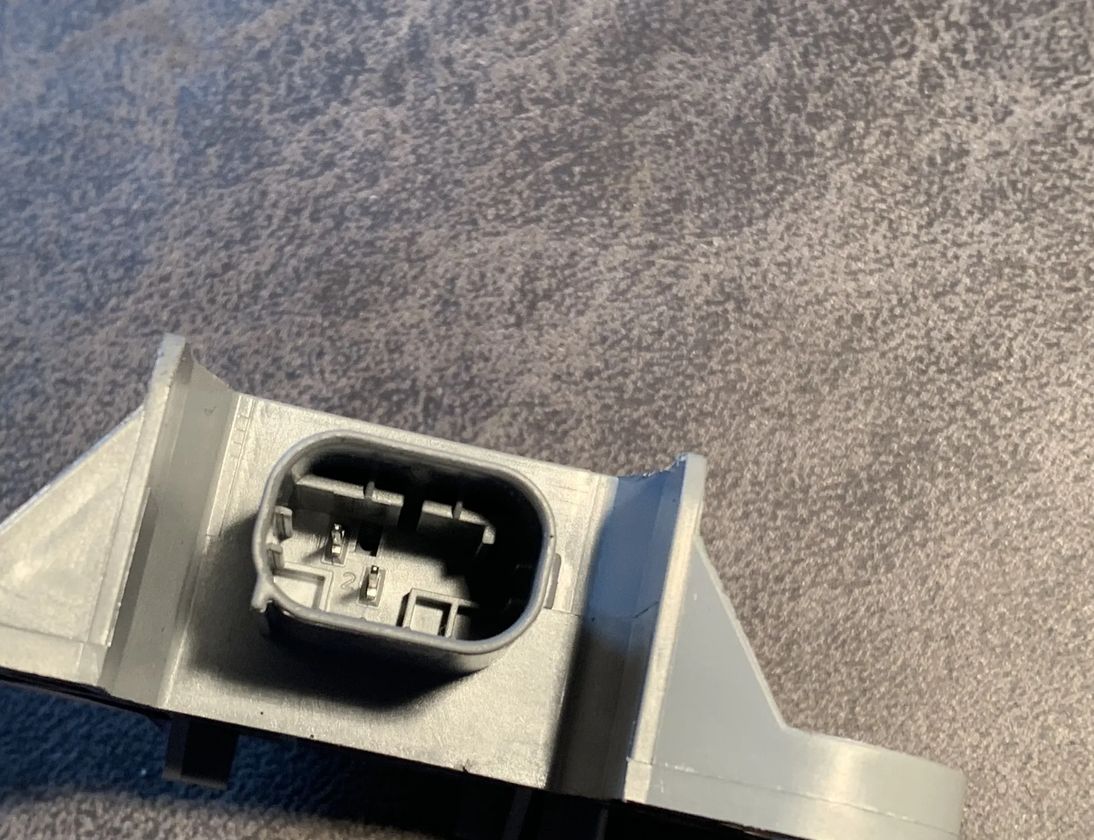 BMW 7 Series F01/F02 (2008-2015) Front Right Impact Sensor 9268438 12183677