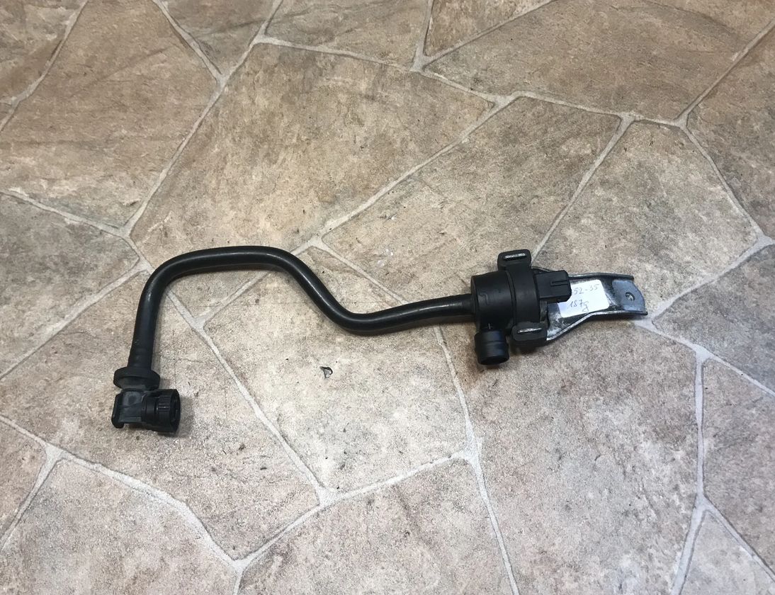 BMW 5 Series F10/F11 (2009-2017) Elektromagnētiskais vārsts 7576303 22922849