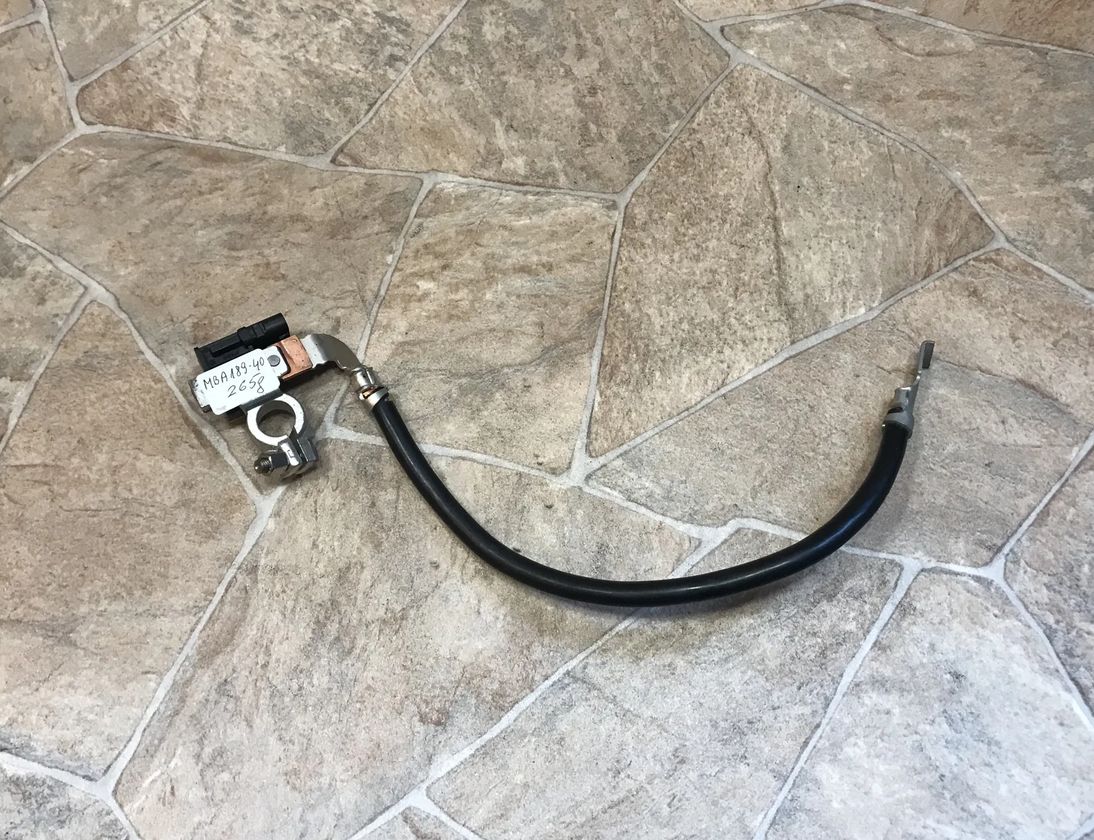 BMW X1 E84 (2009-2015) Akumulātora mīnusa vads 7618677 23059069