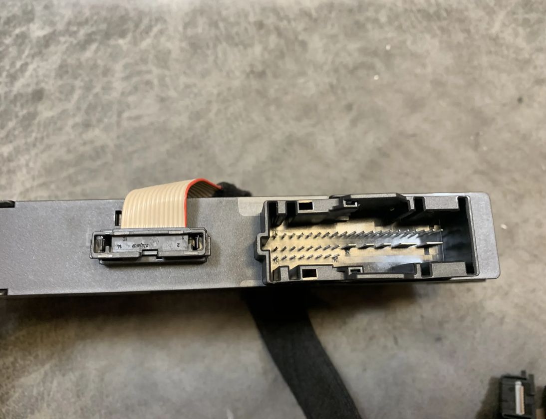 BMW 3 Series E90/E91/E92/E93 (2004-2013) Engine ECU Set 108625,8512292,9226238 23667126