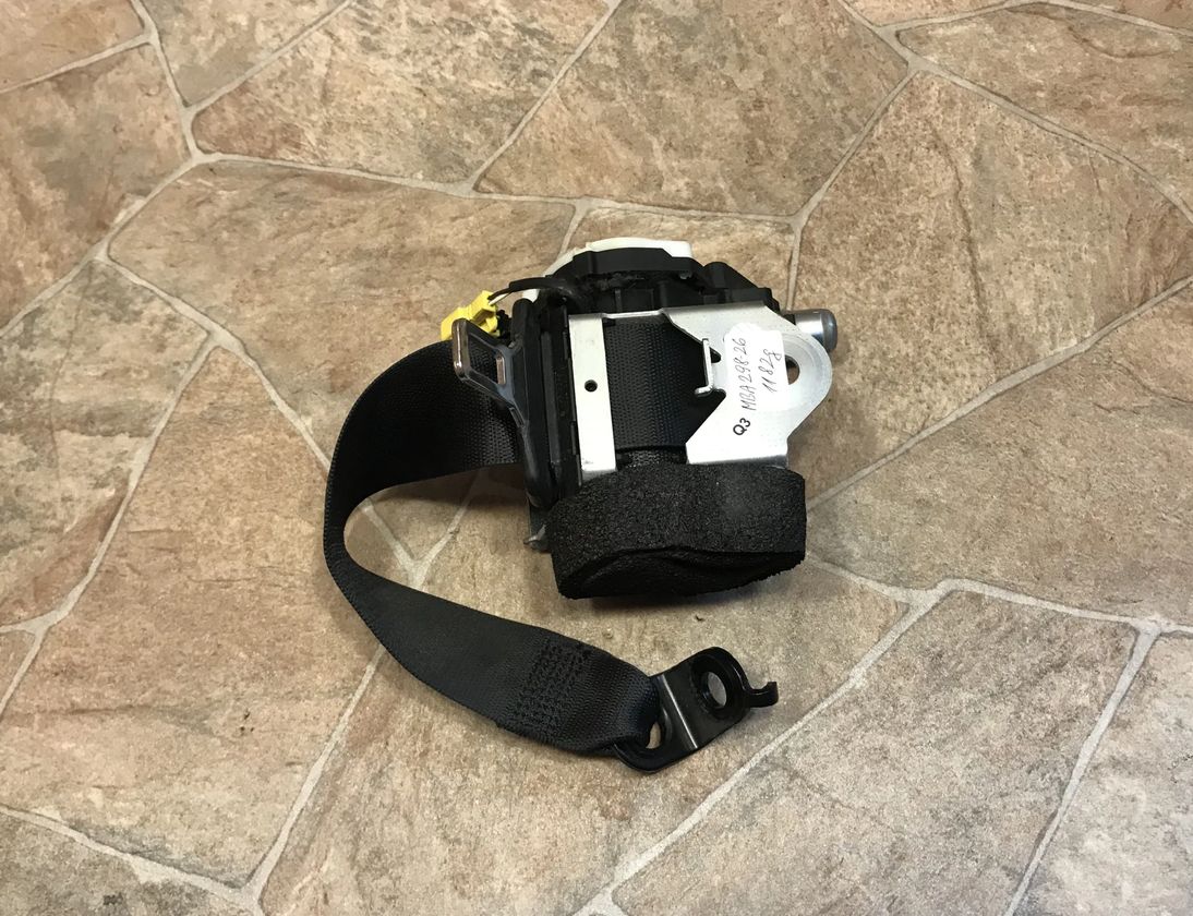 MERCEDES-BENZ E-Class W212/S212/C207/A207 (2009-2016) Aizmugurējā labā drošības josta A2128605485 24499726