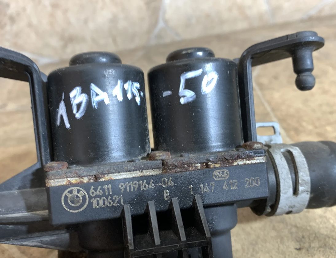 BMW 5 Series F10/F11 (2009-2017) Apkures radiatora vārsts 9119164 28592805