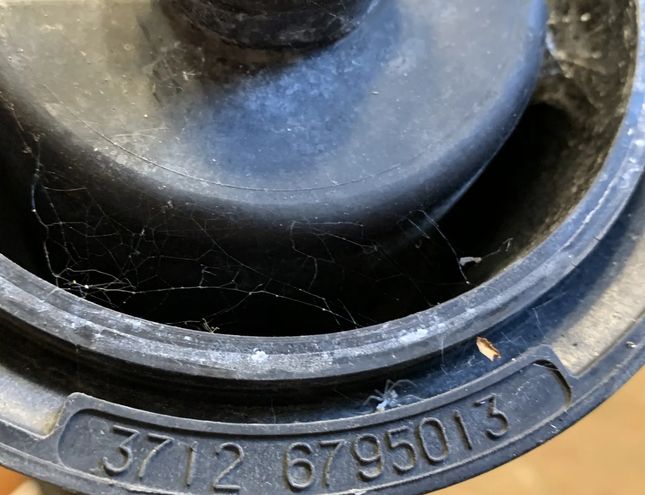 BMW X5 F15 (2013-2018) Подушка подвески задняя правая 6795013 30287855