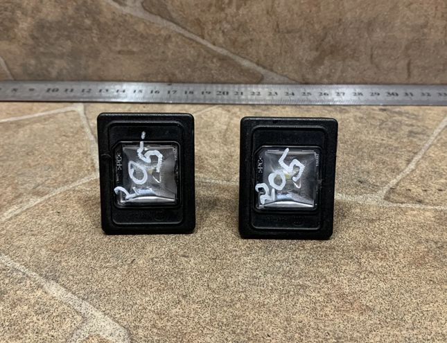 MERCEDES-BENZ C-Class W205/S205/C205 (2014-2023) Numura zīmes apgaismojums 011850 30289695