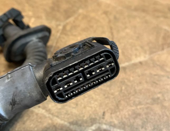 MERCEDES-BENZ E-Class W212/S212/C207/A207 (2009-2016) Kabeļi / vadi a2124401341 30773777