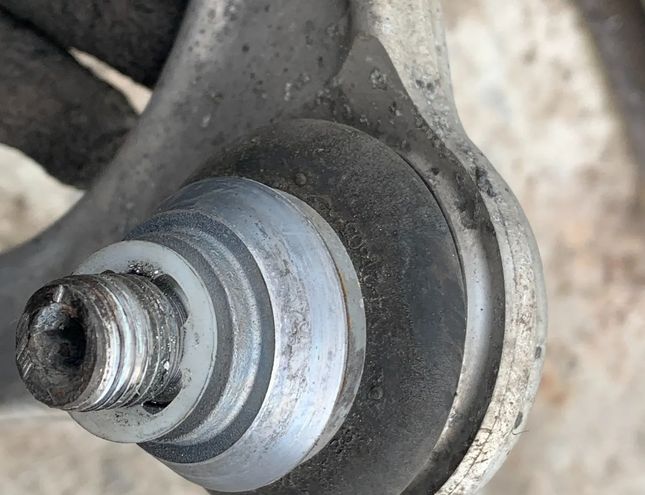 MERCEDES-BENZ C-Class W205/S205/C205 (2014-2023) Priekšējā labā augšējā vadības svira/ričags 205 32961857