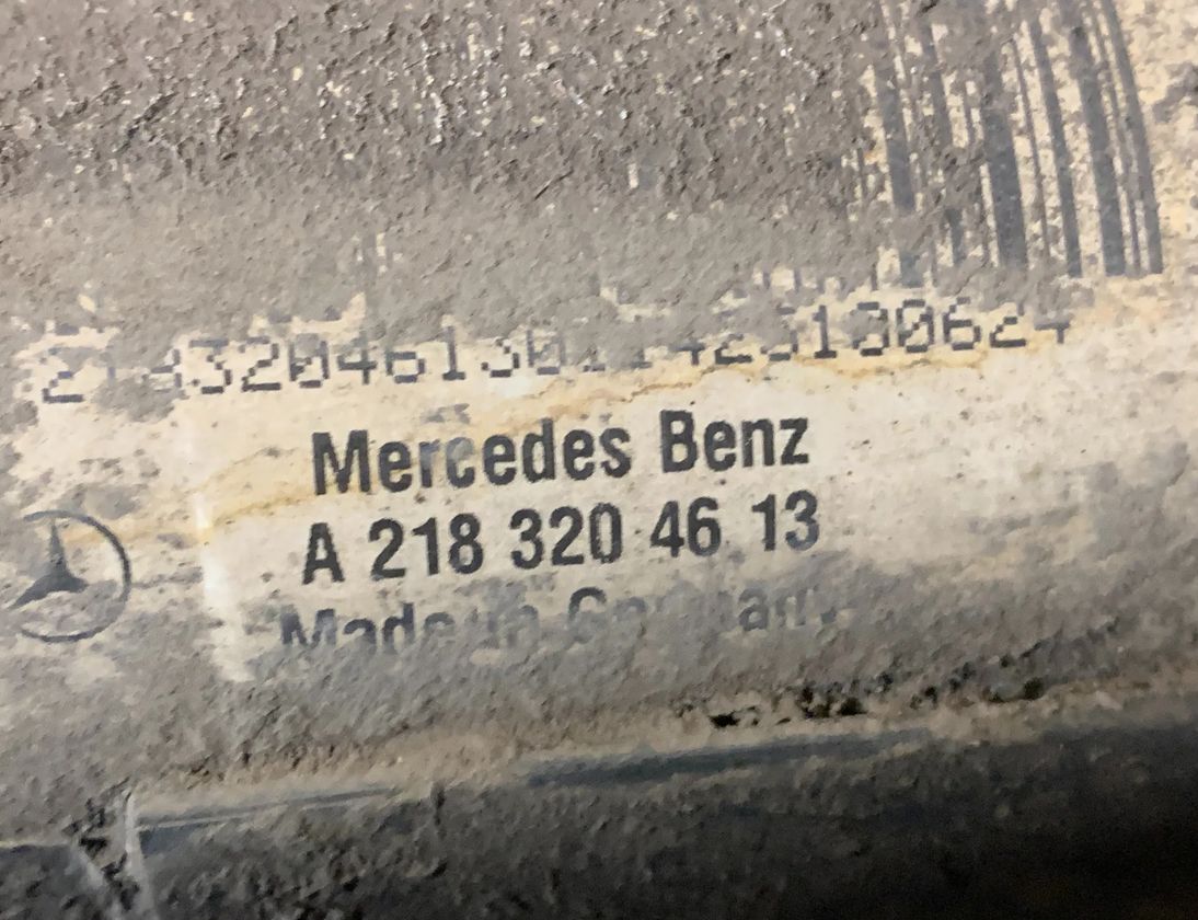 MERCEDES-BENZ CLS-Class C218/X218 (2011-2017) Front Right Shock Absorber A2183204613 33024786