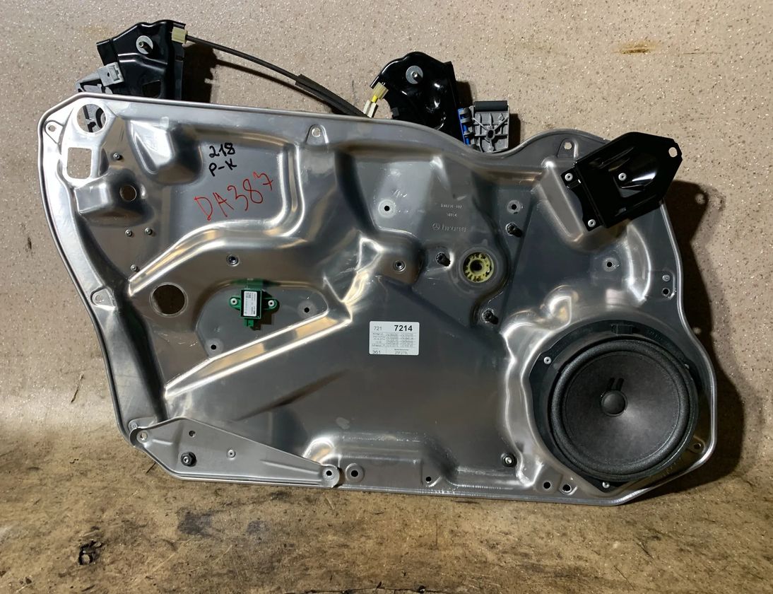 MERCEDES-BENZ CLS-Class C218/X218 (2011-2017) Стеклоподъемник передней левой двери A2188903567 33031805