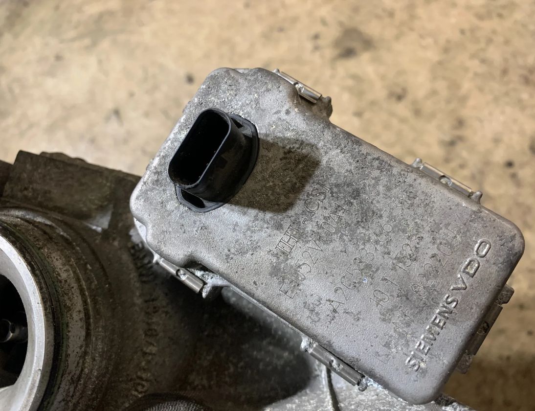 BMW 3 Series E90/E91/E92/E93 (2004-2013) Tурбина A2C53376673 33054163