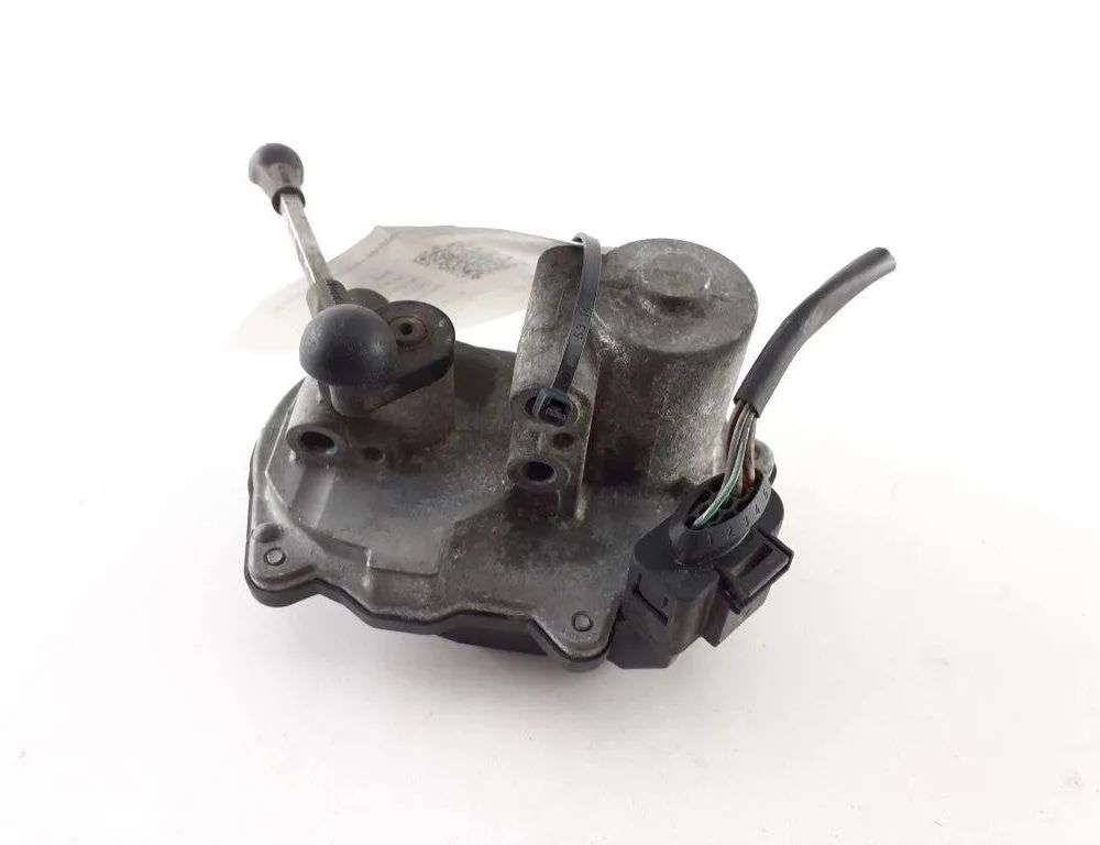 AUDI A6 C6/4F (2004-2011) Vārsta vadības motorīts 06F133482B 31909476