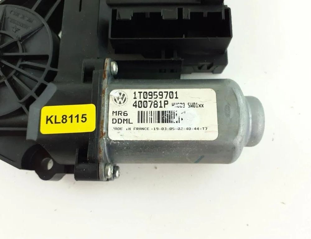 VOLKSWAGEN Touran 1 generation (2003-2015) Маторчик стеклоподъемника передней левой двери 1T0959701,1K0959793C 31910132