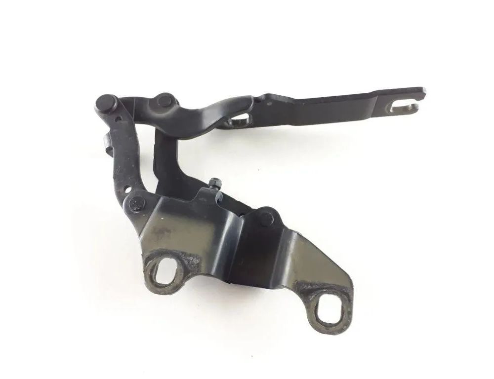 BMW 3 Series E90/E91/E92/E93 (2004-2013) Петля капота передняя правая E509E340566U176,7115264 31912533