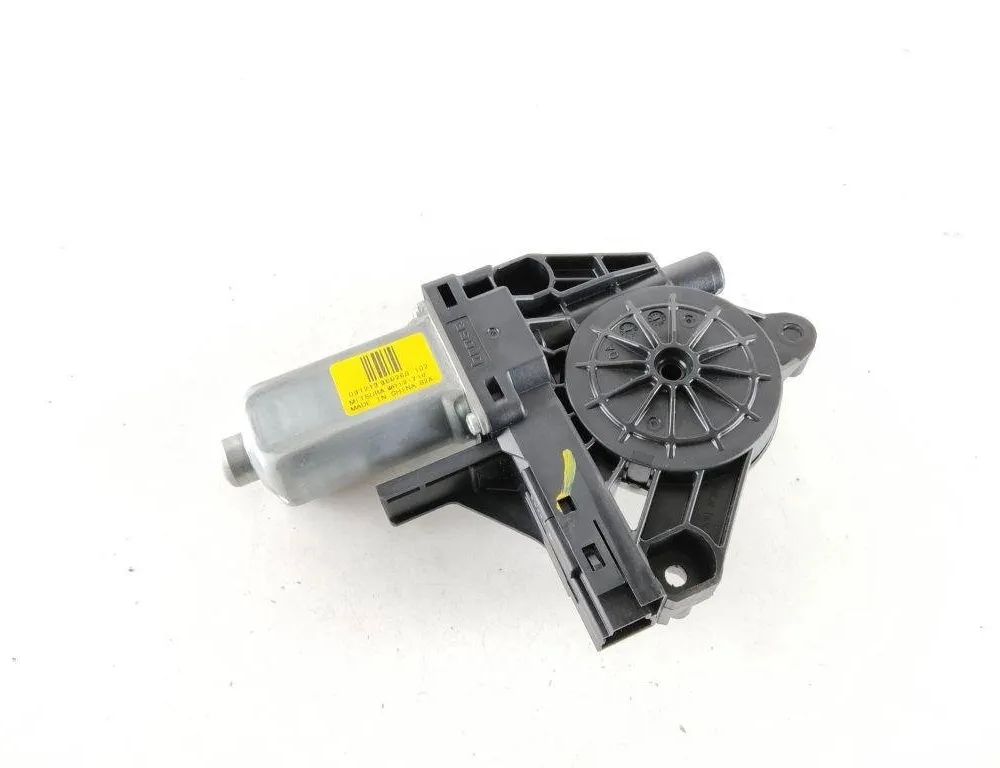 VOLVO XC60 1 generation (2008-2017) Priekšējo kreiso durvju logu pacēlāja motorīts 966268102 31920854