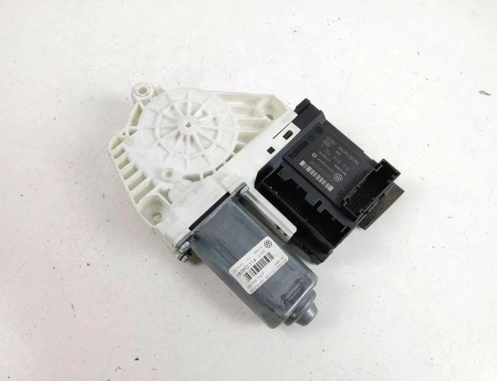 VOLKSWAGEN Passat B7 (2010-2015) Front Left Door Window Regulator Motor 1K0959702P 31927510