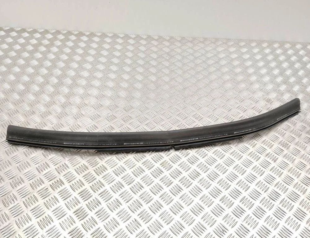 BMW X3 G01 (2017-2024) Engine compartment rubber 7397486 31948643