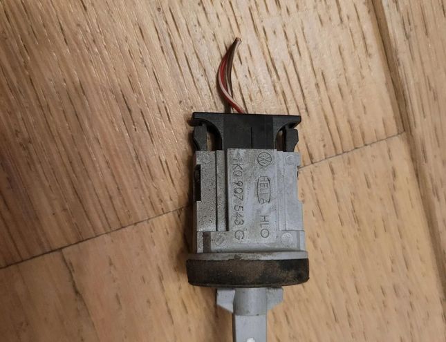 VOLKSWAGEN Scirocco 3 generation (2008-2020) Izplūdes gāzu temperatūras sensors 1K0907543G 28574378