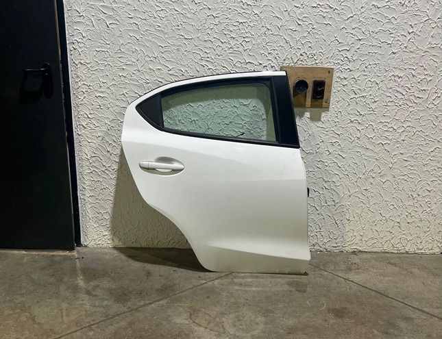 MAZDA 2 3 generation (2014-2024) Rear Right Door S5267 28574785