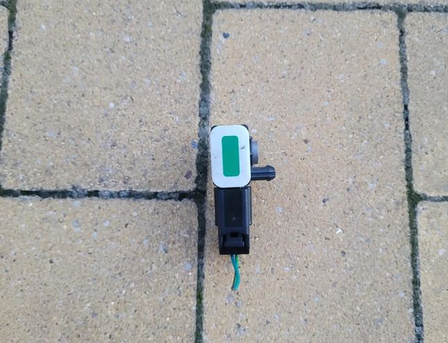 VOLVO V60 1 generation (2010-2020) Aizmugurējais kreisais trieciena sensors 8V4T14B006AA 28576664