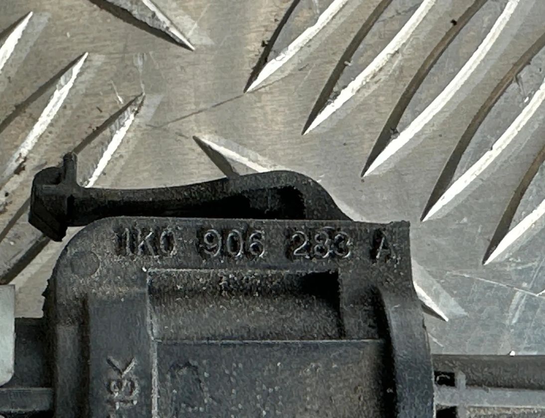 VOLKSWAGEN Scirocco 3 generation (2008-2020) Solenoīda vārsts 1K0906283A 28580990