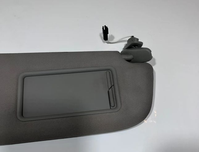 AUDI A8 D3/4E (2002-2010) Right Side Sun Visor 4E0857552 31677425