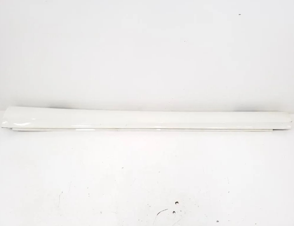 MERCEDES-BENZ B-Class W246 (2011-2020) Kreisās puses dekoratīvā plastmasas sliekšņu uzlika A2426900140,A2426980154 32047677