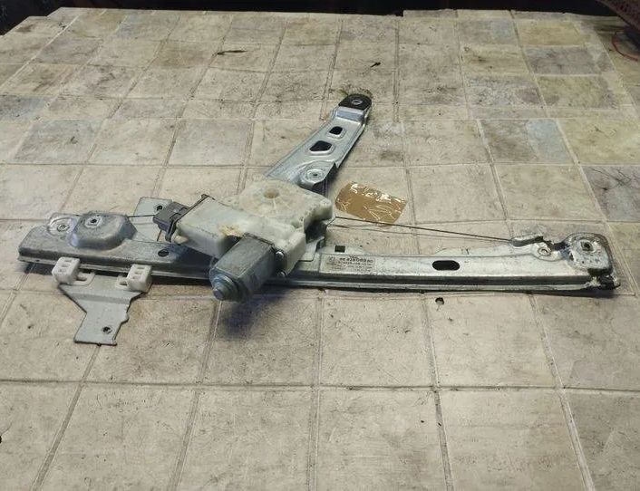 PEUGEOT 3008 1 generation (2010-2016) Priekšējo kreiso durvju logu pacēlājs 9682808980,912025105,914388101 21033748