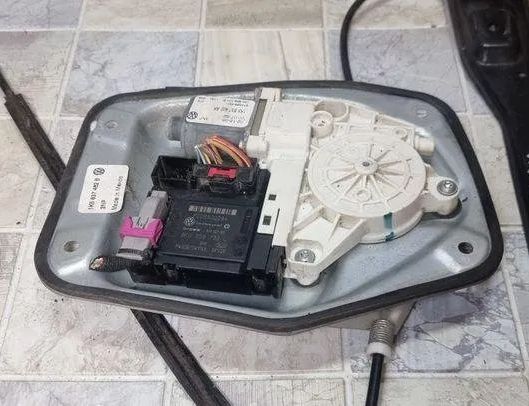 VOLKSWAGEN Jetta 5 generation (2005-2011) Front Left Door Window Regulator 1K0959793L,1K5837462B,1K5837402AK 21033820