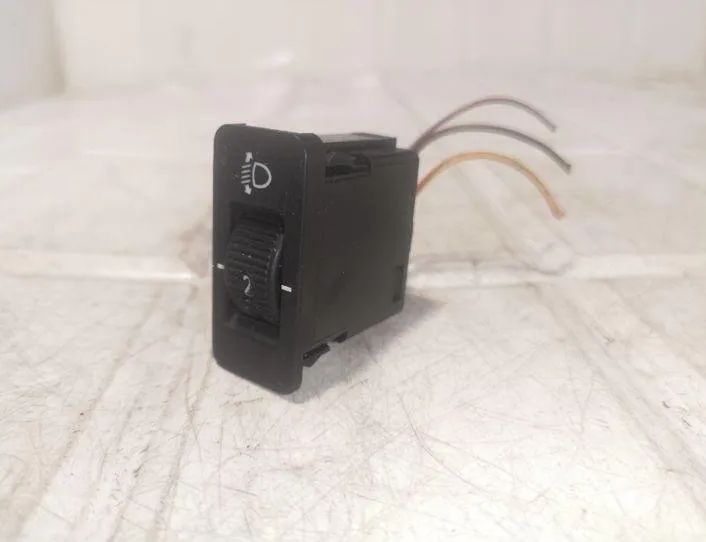 BMW 5 Series E39 (1995-2004) Переключатель регулировки высоты фар 61318360460,259160,21323000 21038809