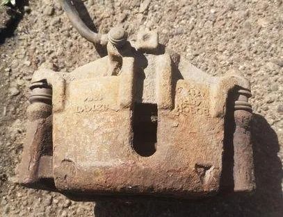 OPEL Agila 1 generation (2000-2007) Priekšējais labais bremžu suports 3204Y0,1334 21042348