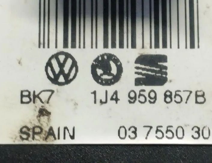 VOLKSWAGEN Passat B5 (1996-2005) Aizmugurējo kreiso durvju loga pacēlāja slēdži 1J4959857B,03755030 21054067