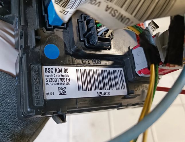 PEUGEOT 407 1 generation (2004-2010) Блок предохранителей BSCA0400,9656148180 21425895