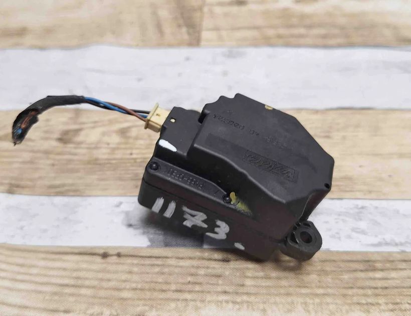 VOLVO V50 1 generation (2003-2012) Двигатель задвижки потока воздуха 4N5H19E616AD,4N5H19E616,6652A 32741579