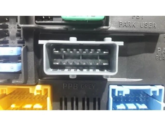 PEUGEOT 308 T9 (2013-2021) Блок управления двигателем 9815905380,9806671980,1611717480,9823238580,A2C1444650001,9819851480,981985148001,36448200,98105588ZD 26874830