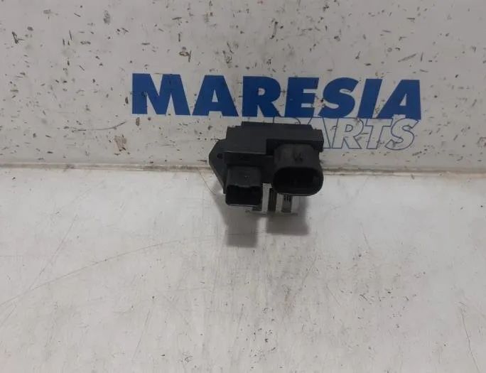 PEUGEOT 2008 1 generation (2013-2020) Salona sildītāja rezistors 1267J6,9827870080,34F30100204 26972974