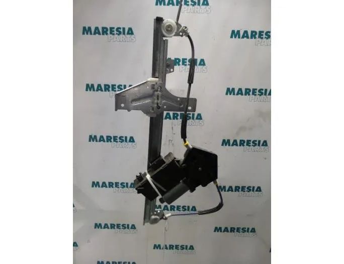 PEUGEOT 307 1 generation (2001-2008) Priekšējo kreiso durvju logu pacēlājs 9221K0,9221K00 27341977