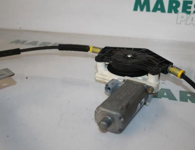 PEUGEOT 307 1 generation (2001-2008) Priekšējo kreiso durvju logu pacēlājs 9634457380,9221K0,1629054180,9221K6 27382908