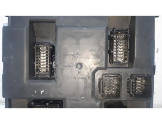 CITROËN DS3 1 generation (2010-2015) Motora vadības bloks 9666729580,0281017600,9676830080,1607129280,9663123380,1607101680,9666951980,657077,6580YJ,22661F01 27653935