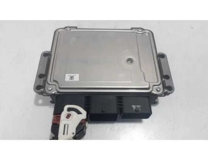 CITROËN DS3 1 generation (2010-2015) Motora vadības bloks 9666729580,0281017600,9676830080,1607129280,9663123380,1607101680,9666951980,657077,6580YJ,22661F01 27653935