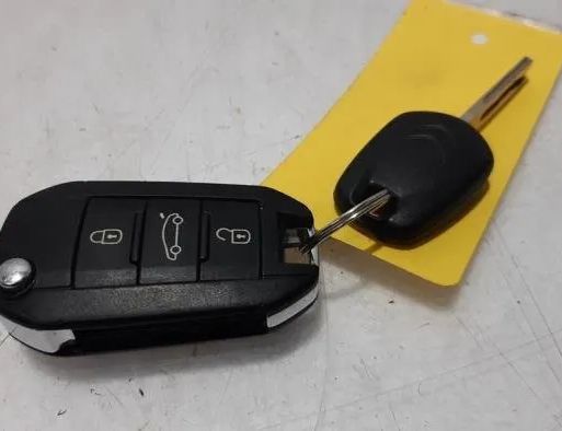 CITROËN C4 Cactus 1 generation (2014-2024) Блок управления двигателем 9811545080,9807531680,9663123380,1613248880,9671924480,1612139080,BSIN02,9802394680,1637319680,1677652780,1669607580 27657664