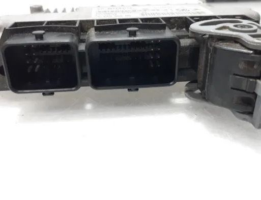 PEUGEOT 5008 1 generation (2009-2016) Motora vadības bloks 9653958980,0281013334,281197595,9663123380,1039S24526,657064,966405908002,1610170080,6160C1,6490Y2 27743574