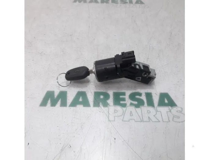 PEUGEOT 208 Peugeot 208 (2012-2015) Замок зажигания 1608682880,96762547 27743844