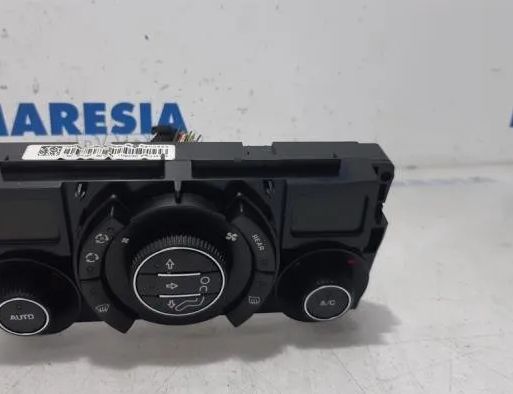 PEUGEOT 5008 1 generation (2009-2016) Klimata kontroles modulis 96738323XT,6452Y4 27745916