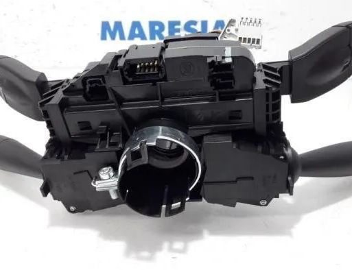 PEUGEOT 3008 2 generation (1999-2003) Подрулевой переключатель 96773912ZD,04307600,96663613XT 27746672