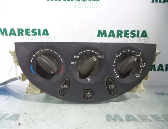 CITROËN C5 1 generation (2001-2008) Pегулятор климы 69392200,6451HZ 27749128