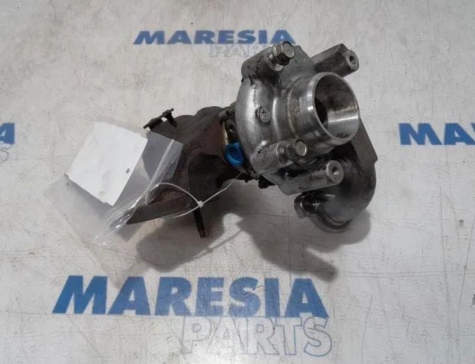 CITROËN C4 Cactus 1 generation (2014-2024) Turbīna 9804945280,1611139180,14111320027,9842096580 27765444